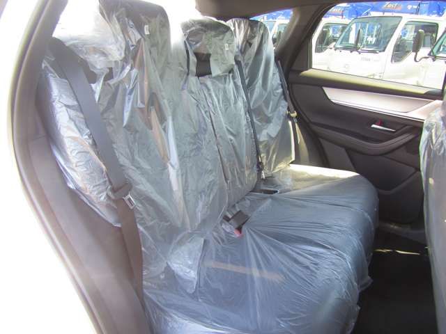 Mazda CX-60 2023-03 7903-10