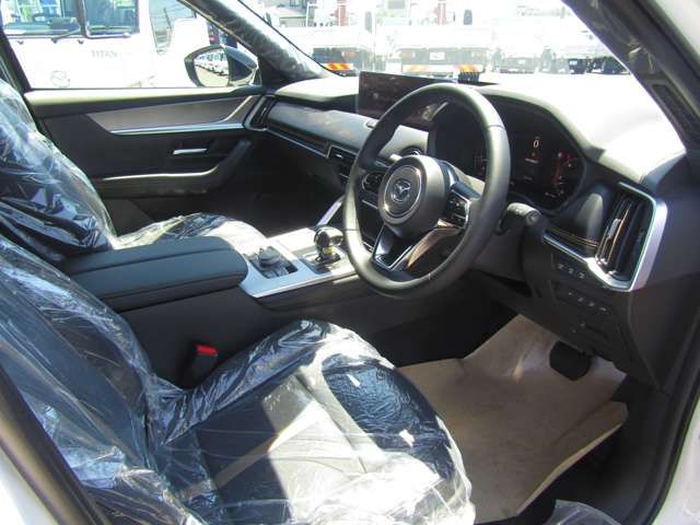 Mazda CX-60 2023-03 7903-11