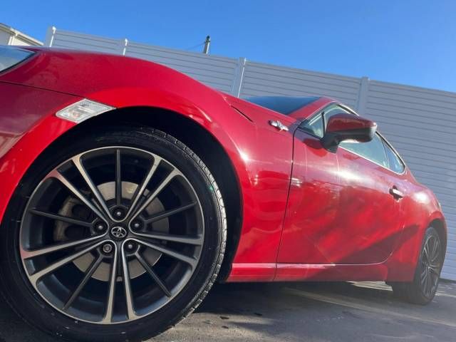 Toyota 86 2014-01 186028-15