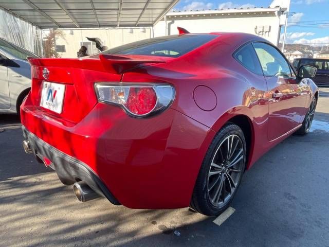 Toyota 86 2014-01 186028-17