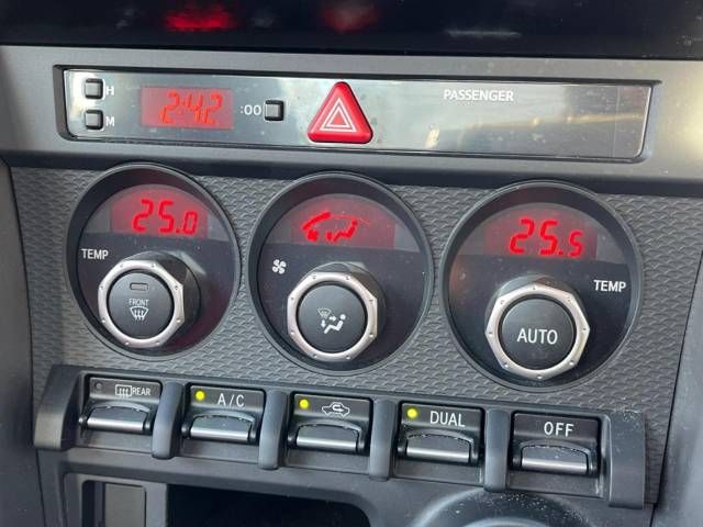 Toyota 86 2014-01 186028-5