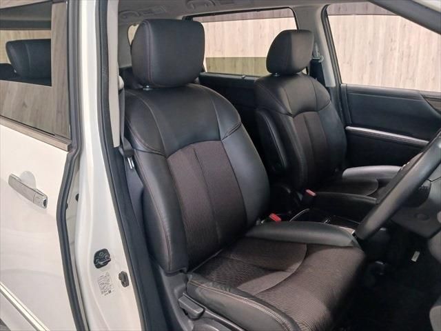 Nissan ELGRAND 2019-11 196610-19