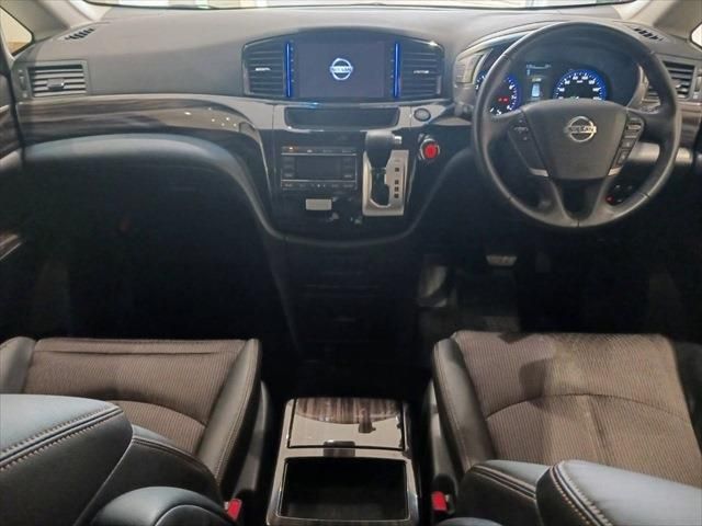 Nissan ELGRAND 2019-11 196610-18