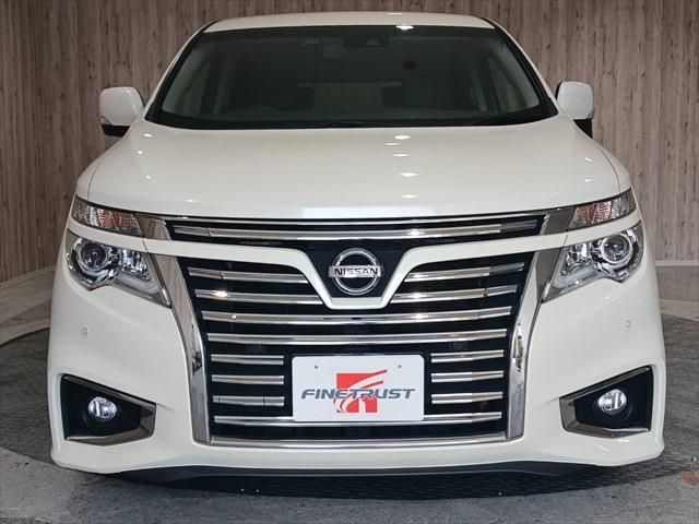Nissan ELGRAND 2019-11 196610-1