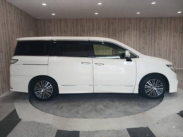 Nissan ELGRAND 2019-11 196610-3