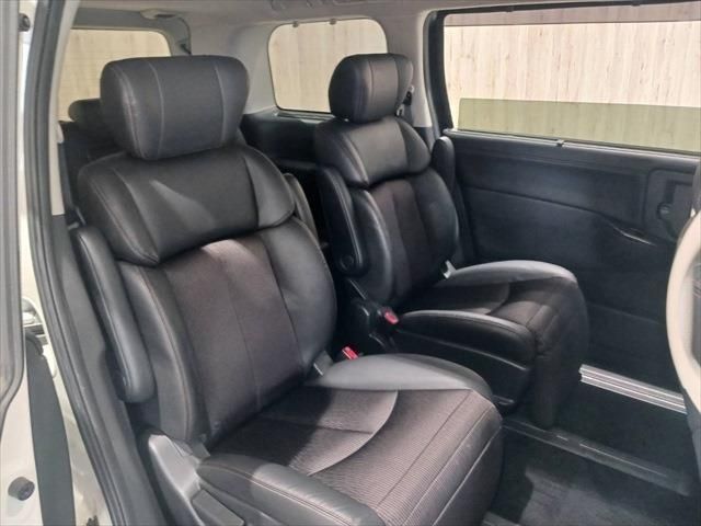 Nissan ELGRAND 2019-11 196610-20