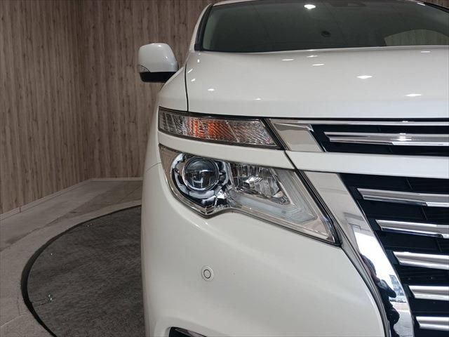 Nissan ELGRAND 2019-11 196610-9