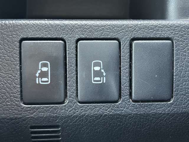 Toyota VOXY 2013-01 9906-8