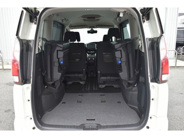 Nissan SERENA 2018-02 9045-24