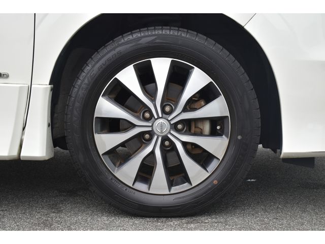 Nissan SERENA 2018-02 9045-27