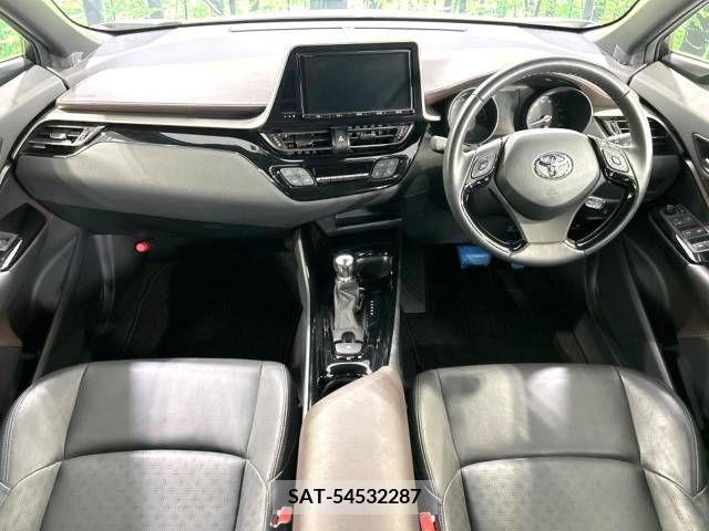 Toyota C-HR 2017-05 264087-1
