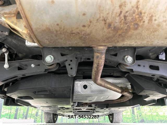 Toyota C-HR 2017-05 264087-19