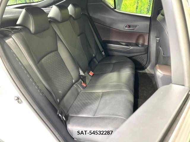 Toyota C-HR 2017-05 264087-9