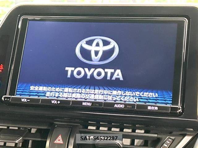 Toyota C-HR 2017-05 264087-3
