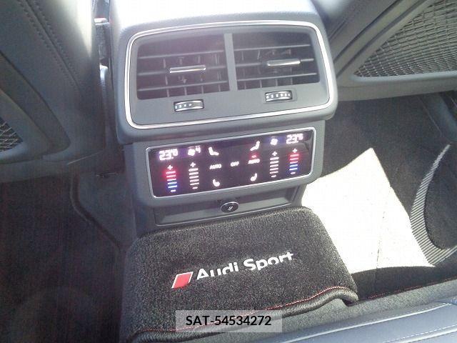 Audi RS6 2021-11 356625-22