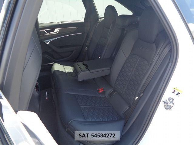Audi RS6 2021-11 356625-6