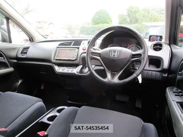 Honda STREAM 2009-01 241294-1
