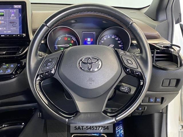 Toyota C-HR 2018-01 323045-18