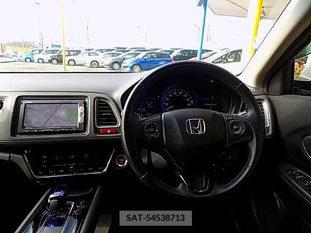 Honda VEZEL 2015-03 213631-1