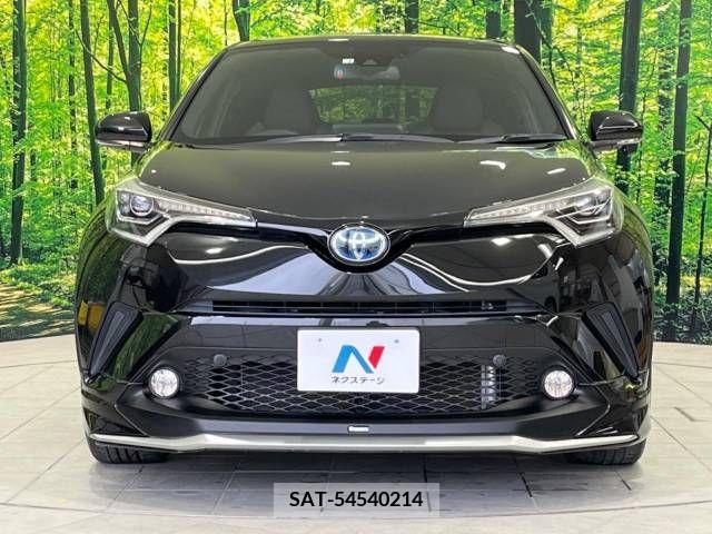 Toyota C-HR 2018-01 264179-16
