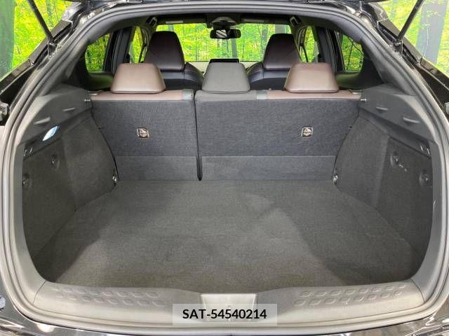 Toyota C-HR 2018-01 264179-12