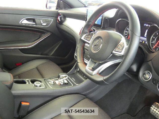 Amg CLA-CLASS 2018-12 356030-11