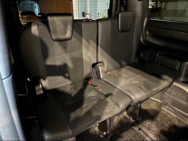 Toyota VOXY 2020-12 18601-11