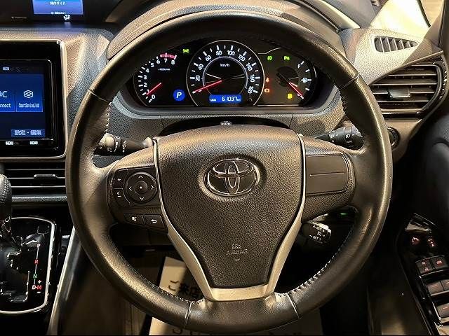 Toyota VOXY 2020-12 18601-4