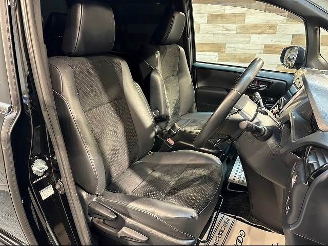 Toyota VOXY 2020-12 18601-9