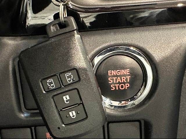 Toyota VOXY 2020-12 18601-8