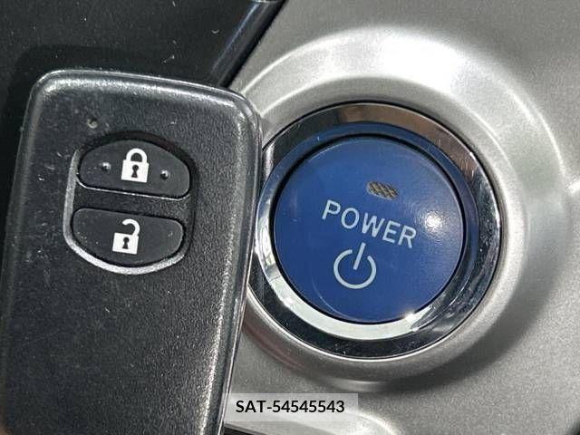 Toyota PRIUS ALPHA 2014-01 282507-7
