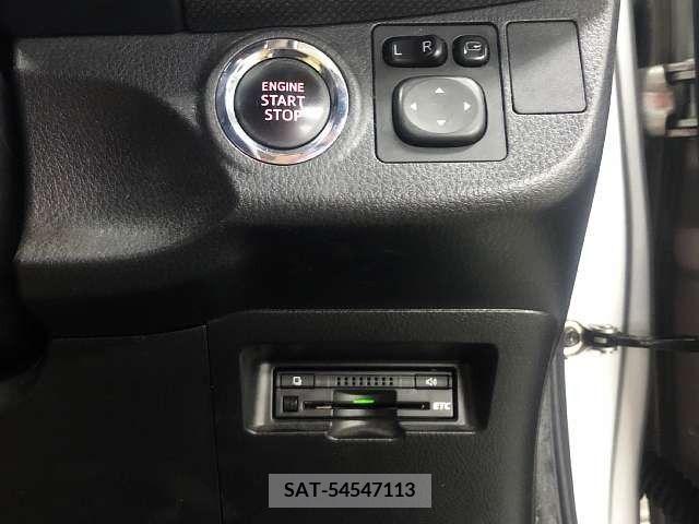 Toyota VITZ 2016-10 370143-5