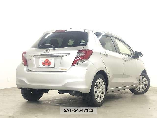 Toyota VITZ 2016-10 370143-2