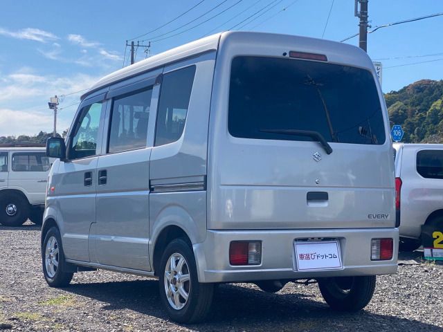 Suzuki EVERY 2006-10 188842-5