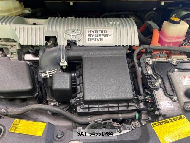 Toyota PRIUS 2011-01 252646-18