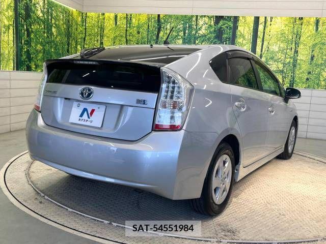 Toyota PRIUS 2011-01 252646-17