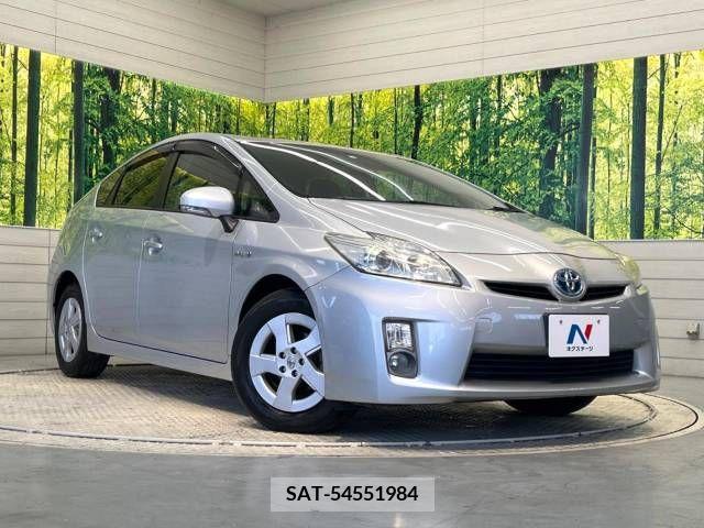 Toyota PRIUS 2011-01 252646-16