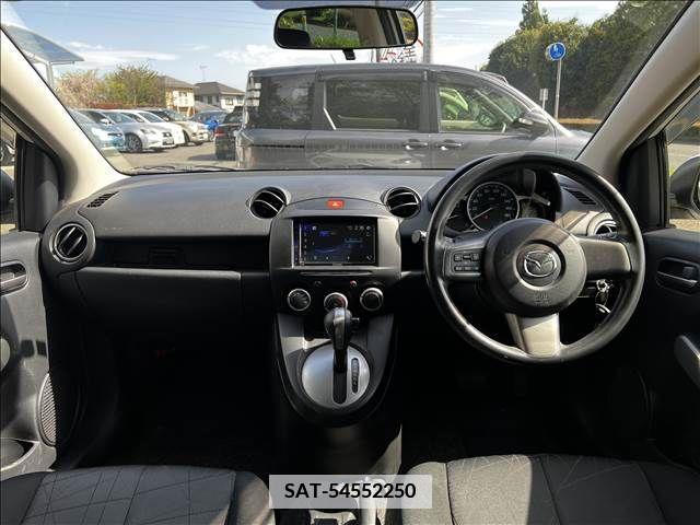 Mazda DEMIO 2013-06 228191-1