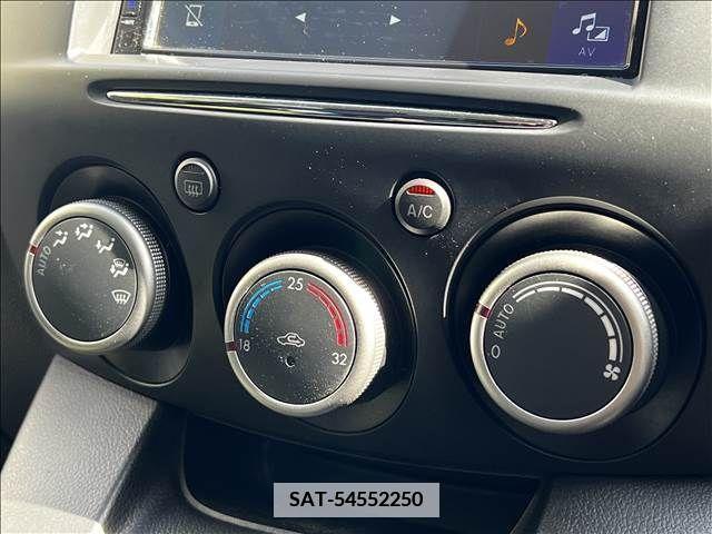 Mazda DEMIO 2013-06 228191-11