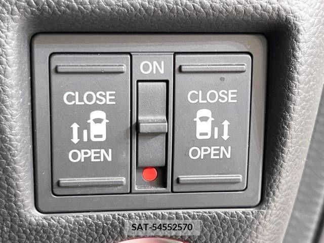 Honda N BOX CUSTOM 2019-06 348331-5