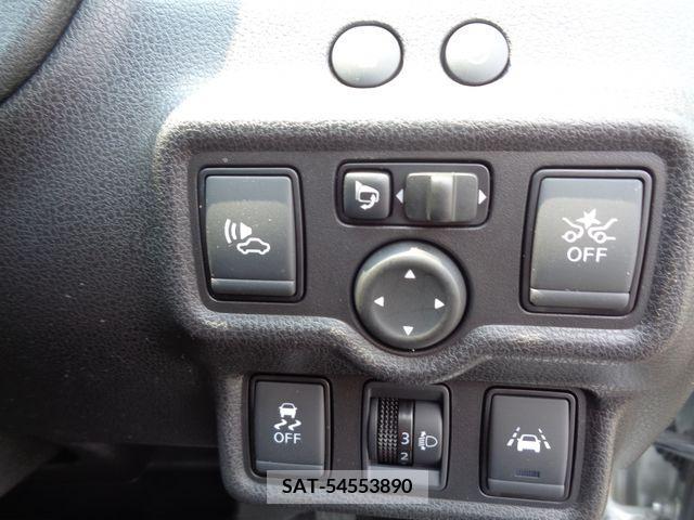 Nissan NOTE 2018-03 335721-3