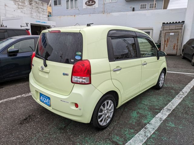 Toyota PORTE 2015-02 188811-1