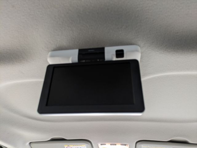 Toyota PORTE 2015-02 188811-6