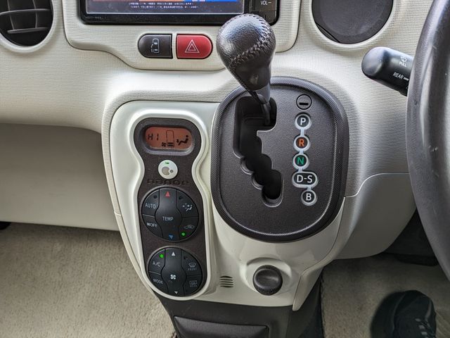 Toyota PORTE 2015-02 188811-10