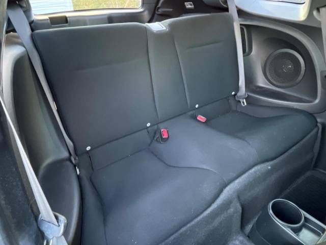 Honda CR-Z 2013-06 194706-10