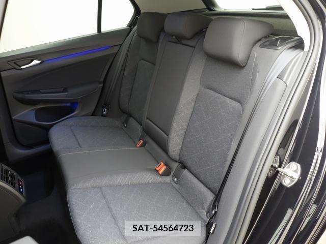 VolksWagen GOLF 2021-07 370657-17