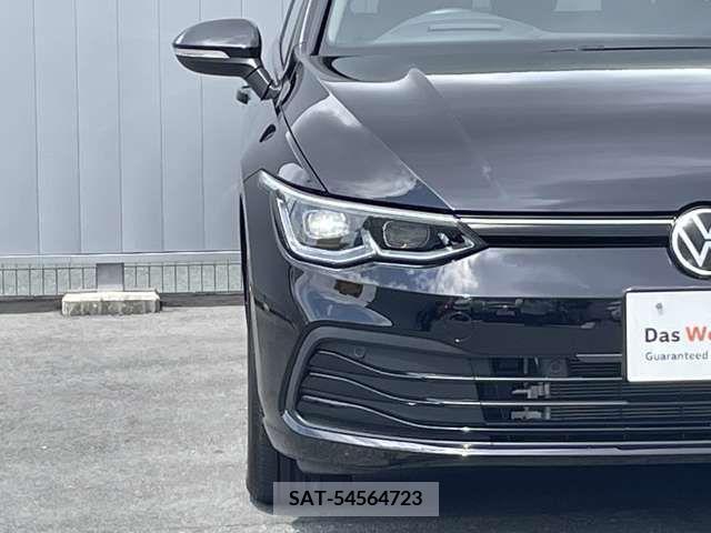 VolksWagen GOLF 2021-07 370657-10
