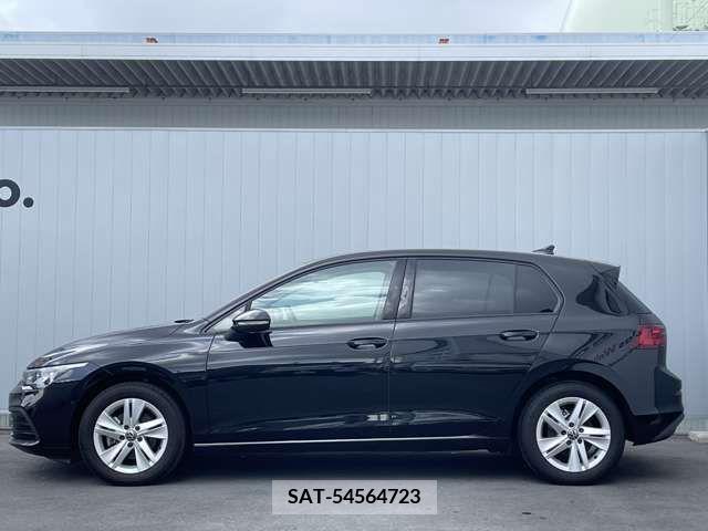 VolksWagen GOLF 2021-07 370657-7