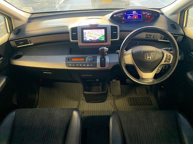 Honda FREED HYBRID 2012-04 188253-1