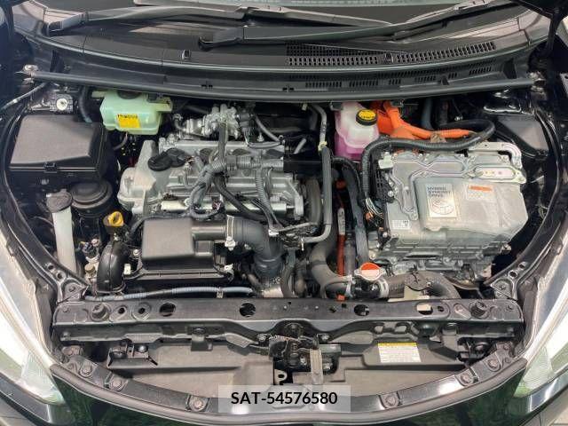 Toyota AQUA 2016-03 337497-18